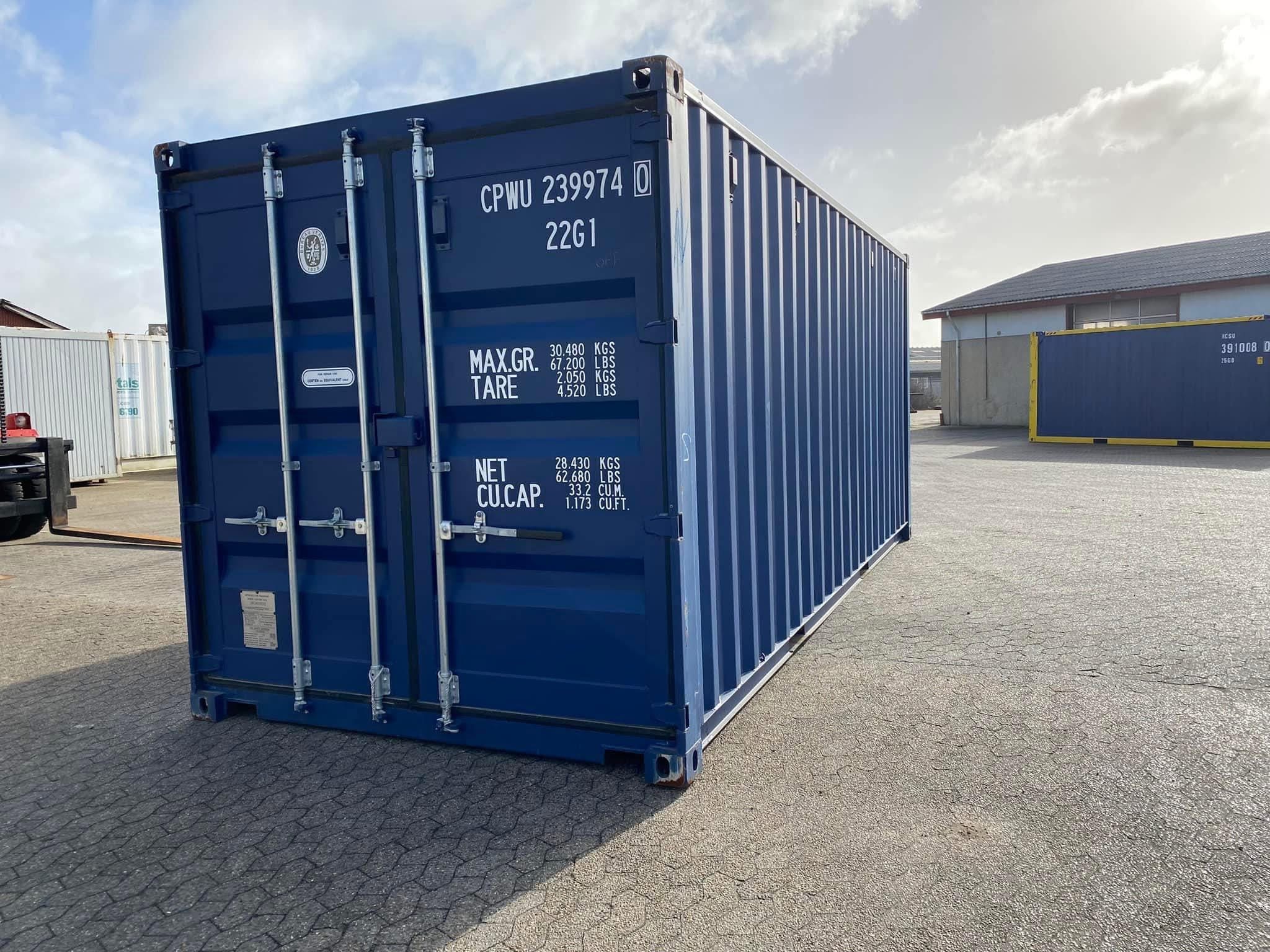 20 fots isolerad container blå facade med data