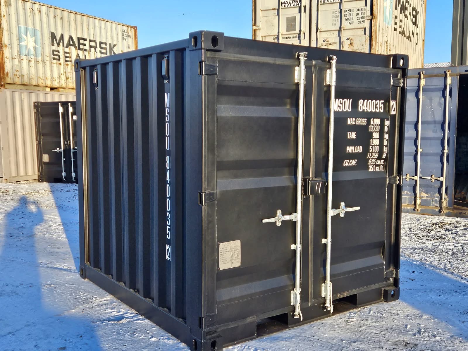 8 fots isolerad container 3/4 angle